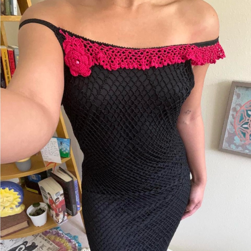 vintage crochet maxi dress 🕷️